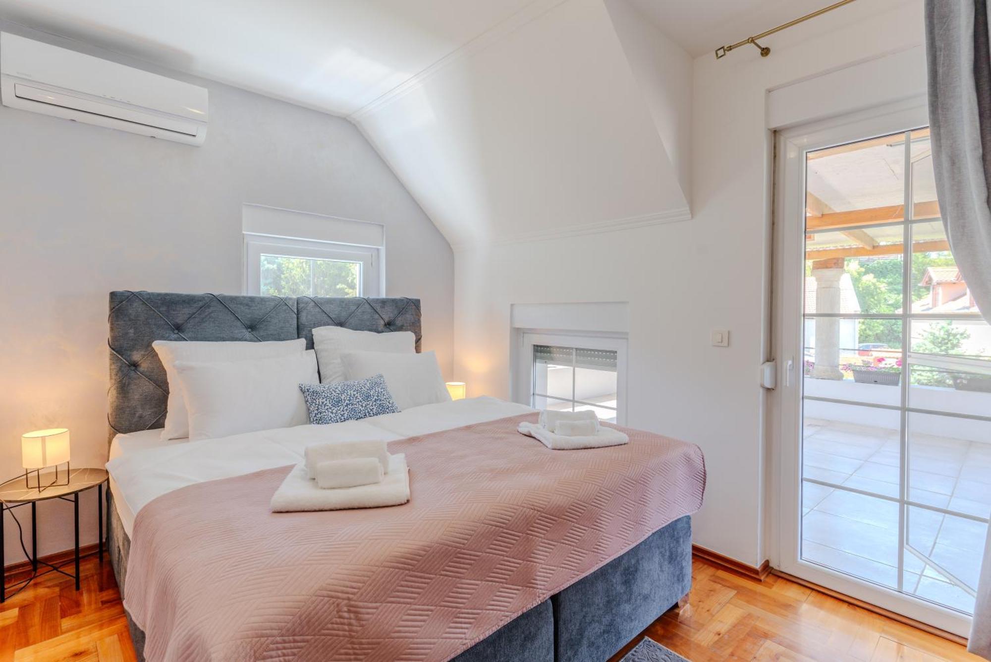 Vila Rosa Vukovar Extérieur photo