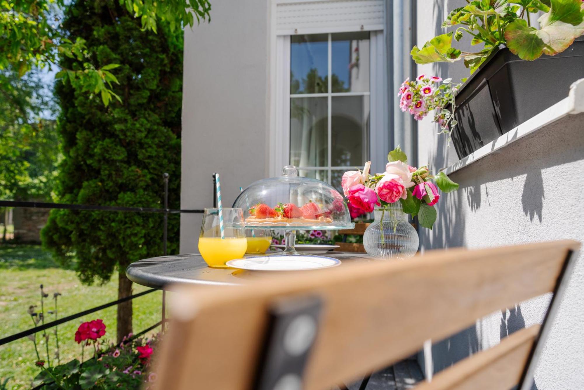Vila Rosa Vukovar Extérieur photo